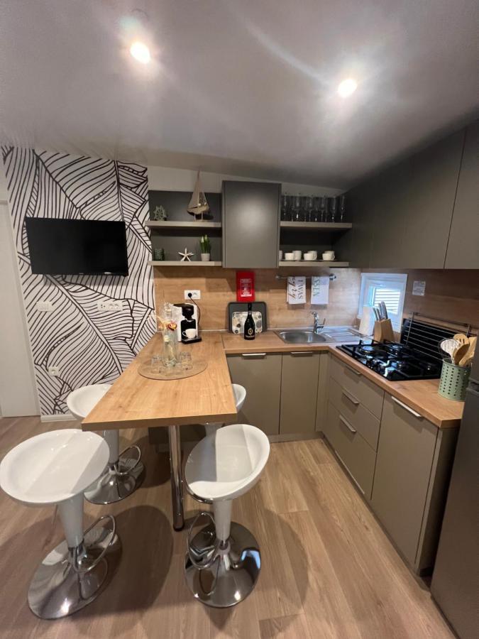 Mobile Homes Malu ビオグラード・ナ・モル エクステリア 写真