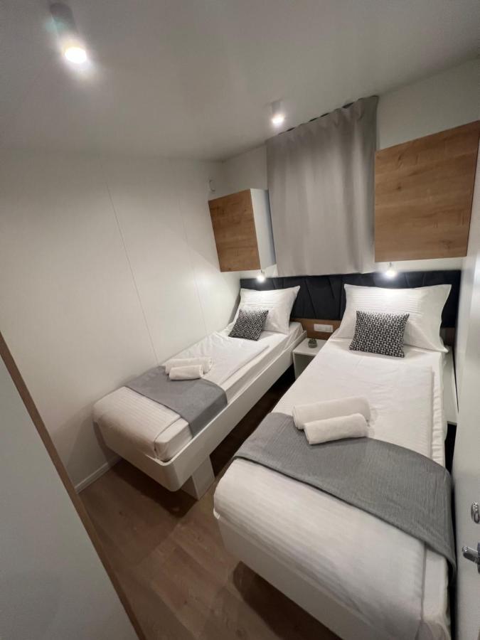 Mobile Homes Malu ビオグラード・ナ・モル エクステリア 写真